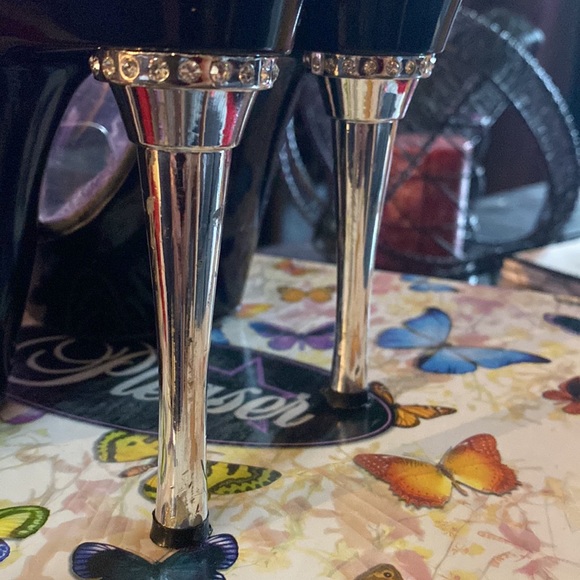 Black and clear Pleaser heels! - Picture 4 of 12